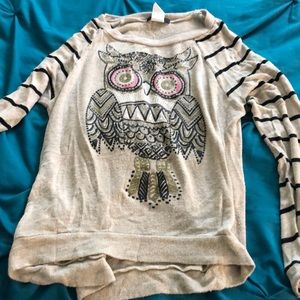Owl sweater with stripes